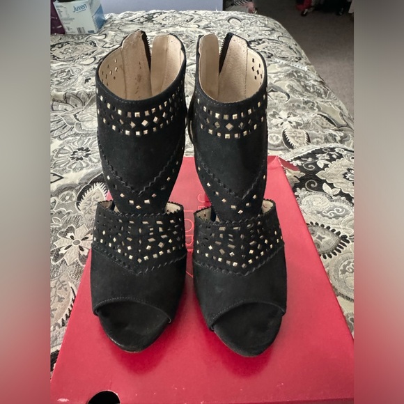 Jennifer Lopez Sweetgum Black Sandal Heels - Picture 2 of 5